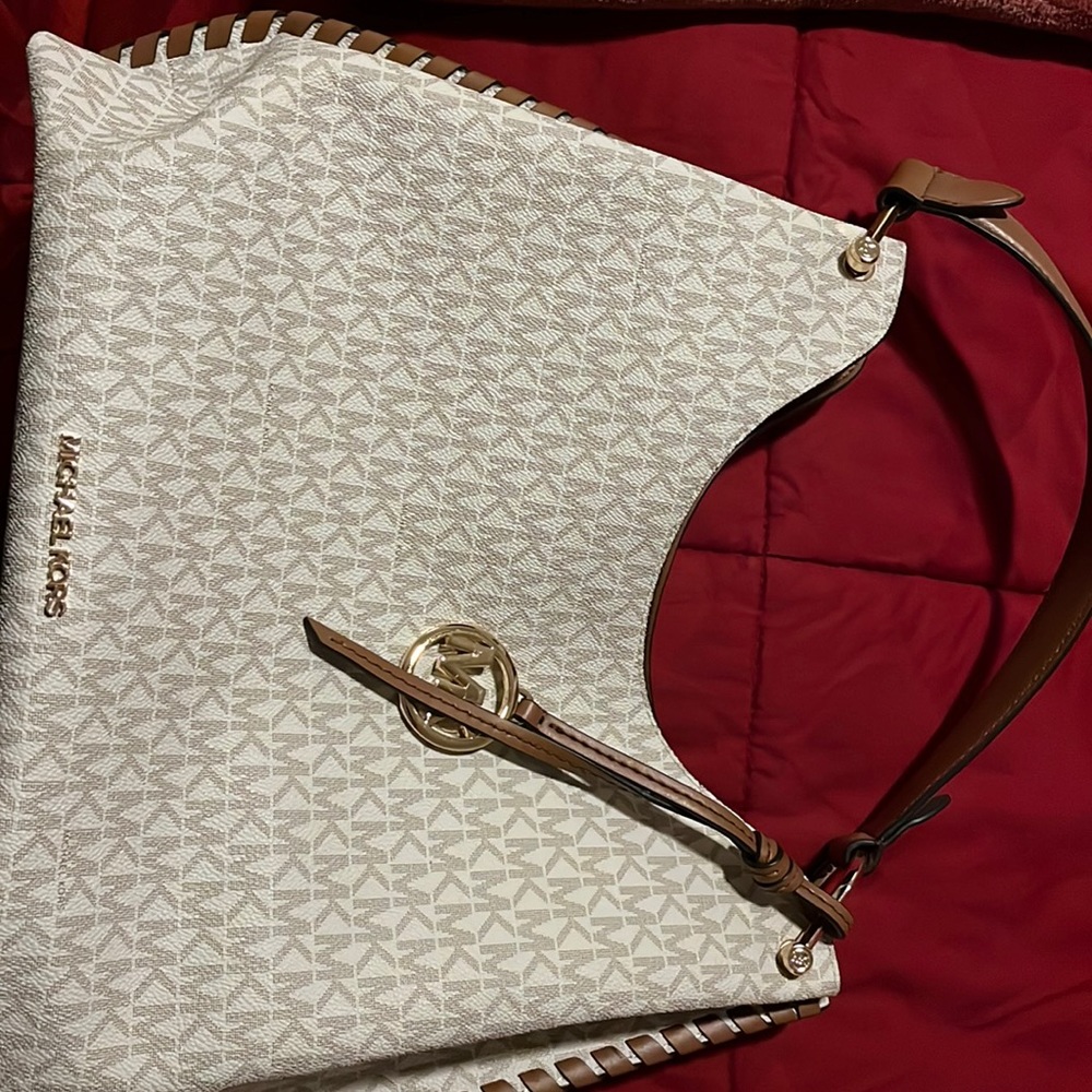 Slightly loved MK bag